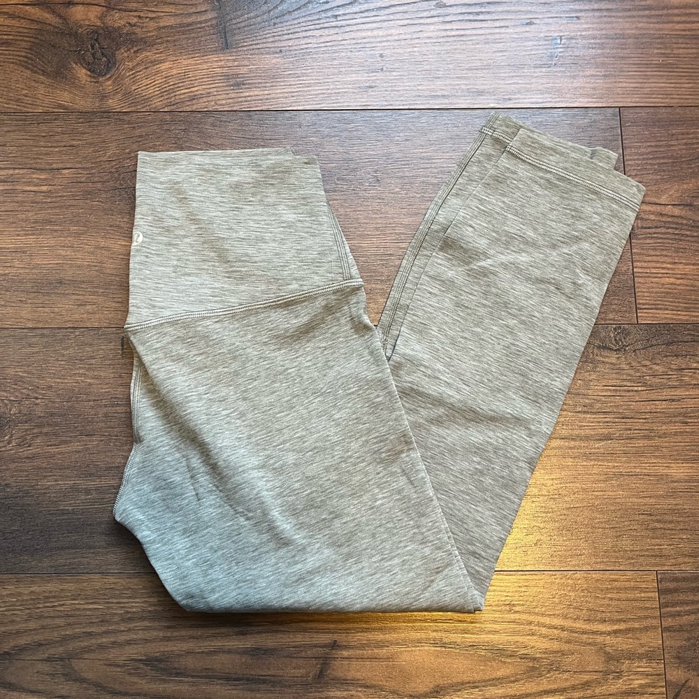 NWOT Lululemon align 23” - size 6